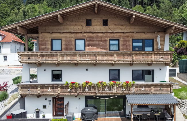 Hannah Lena - Foto 1