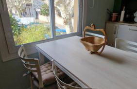 Appartement au premier étage dans maison de charme avec grand jardin au RDC - Foto 12