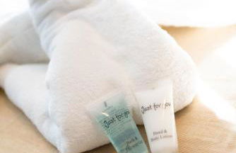 4 Bedroom Home - Contractor Ready - 2 Mins to Town CM7 - Foto 10