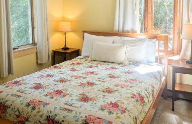 3 Bedroom 2 Bath Carriage House (Pet Friendly) - Foto 12