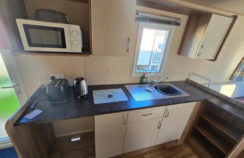 JY Holiday Caravans Wales, Oakfields Towyn Coastal Caravan Sleeps 6 - Foto 17