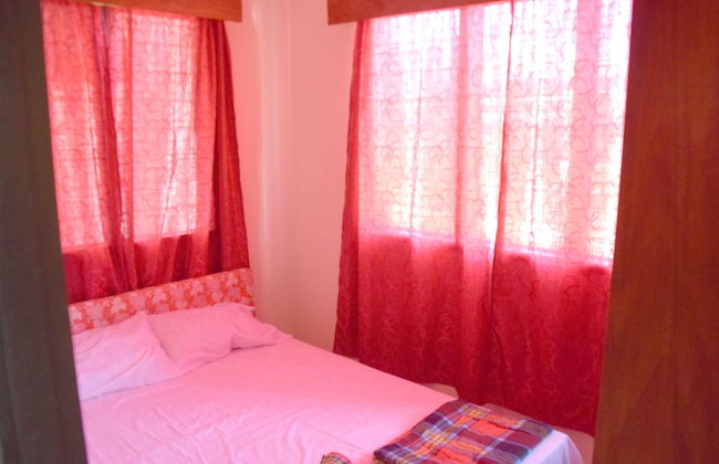 Narayan's Apartment - Photo 4