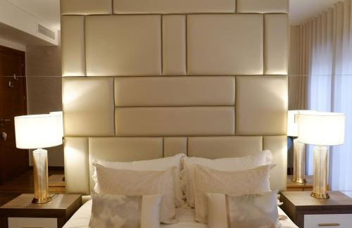 Luxury 2BR Spacious & Stylish with Patio near Metro - Foto 45