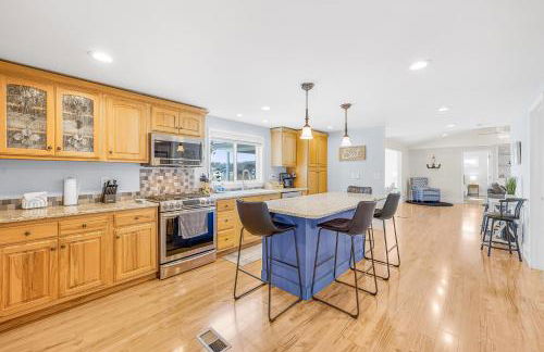 300 Degree Views, NEW HotTub, Firepit, Lighthouse - Foto 36