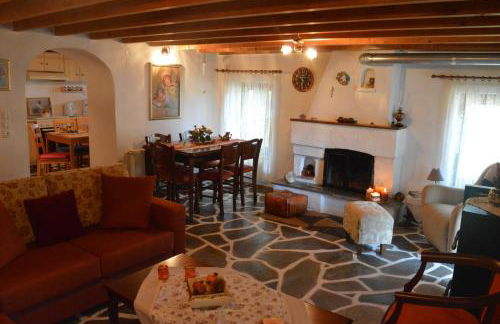 Cosy lake house, μια ανάσα πριν τη λίμνη - Photo 4