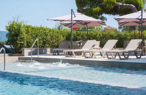 ArtRock Apartments - Photo 5