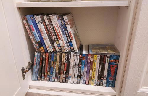 Italian Apartment with Hot Tub - Foto 35