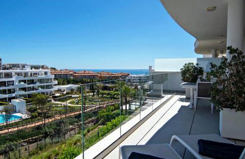 Mara's Apartments Higuerón West - Garden Villa - 246 m2 of Private Terrace & Garden - Like a House - Foto 9