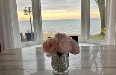 Lakefront Home w/Brilliant Views - Foto 22