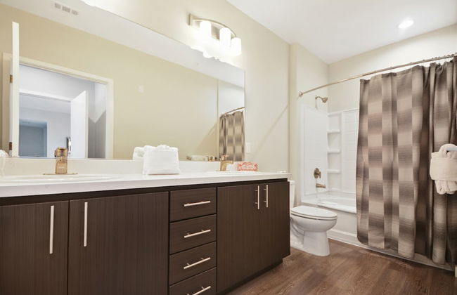 Global Luxury Suites in Menlo Park - Photo 28