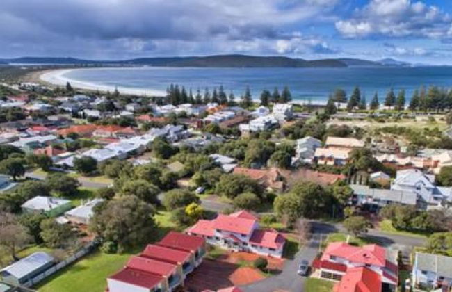 Pelicans Albany - Foto 1