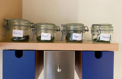 LA O'LISO Gorges de l'Ardèche gîte 4 places avec piscine à 5mn du Pont d Arc - Foto 12