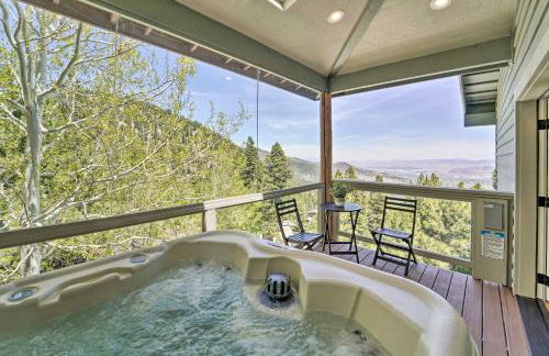 Hot Tub, Pool Table Luxe Reno Chalet with Mtn View! - Foto 6