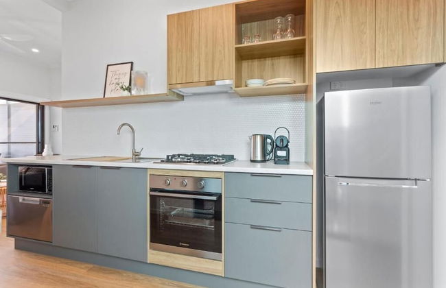 Port Lincoln Beach Front Apartments - Photo 6