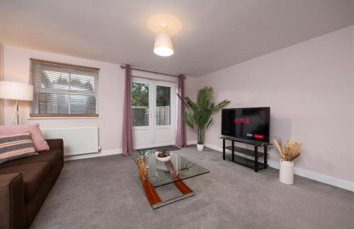 Stunning Spacious Home - Parking - Garden - Sleeps 6 - Foto 4