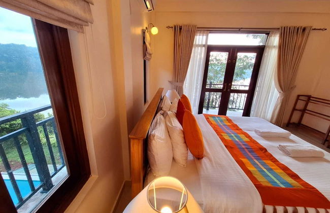 MYH - Lake Front Pvt Villa - Photo 10