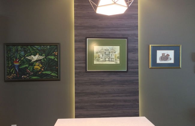 Lawang Suite Apartment With Balcony - Photo 19