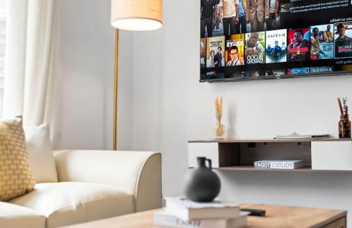 Modern Two Bed House - Garden - Parking - Smart TV - 2GMS - Foto 18