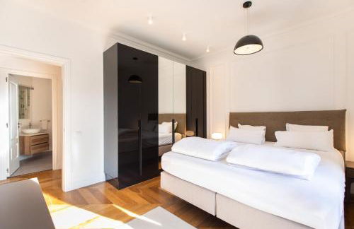 Majestic 4BR/4BATH apartment in Sagrada Familia area - Photo 9