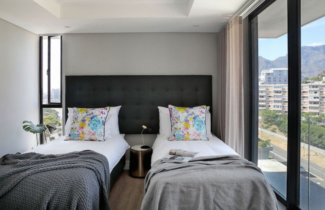 The Warwick 901 - Photo 2