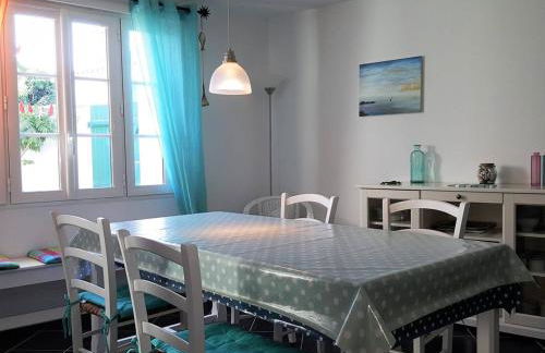 Maison 4 pièces avec WiFi à 800m des plages à Saint-Georges-d'Oléron - FR-1-246A-75 - Foto 13