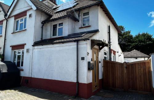 Park Road Retreat - free parking and pets welcome - Foto 28