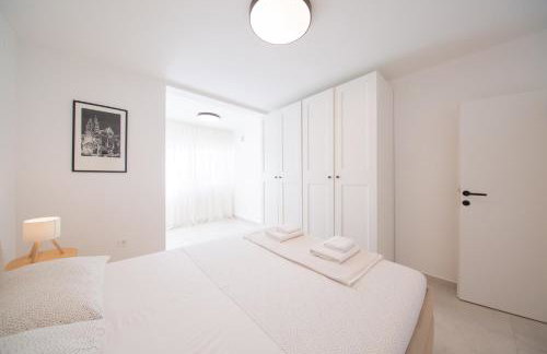 Seafront Suites Maja - Photo 31