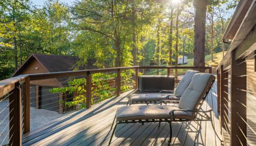 Luxury Rock Creek Cabin w Deck by Lake Hamilton - Foto 2, sunbed