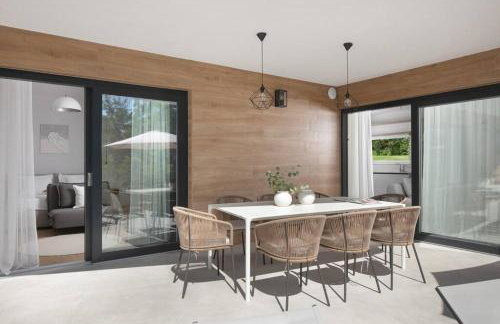 Moderne Luxusvilla Mali Dvor mit Pool 500m am Meer in Porec - Foto 16