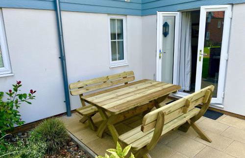 Aubergine Cottage - Part of the The Bay Filey Holiday Village with pool, gym and direct beach access, pub, restaurant, tennis and meadows walks - Foto 13