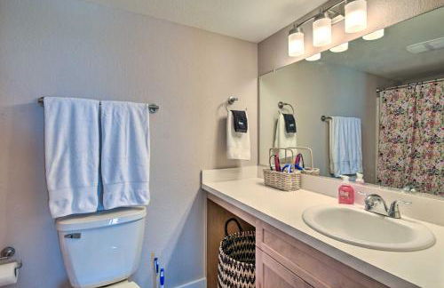 Beachfront Nags Head Condo with Private Balcony! - Foto 13