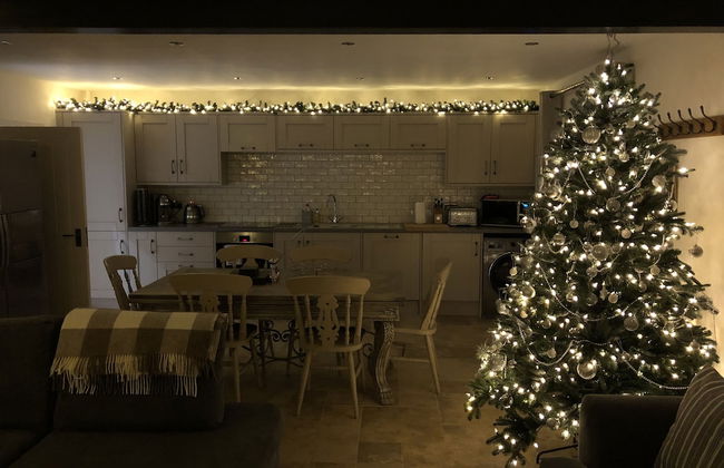 Camerton Inn Cottage - Photo 18