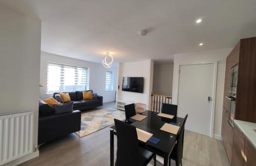 Lovely home close to City Center & Rail Station - Foto 3