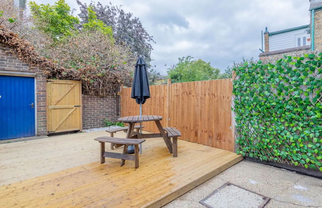 Central 3 Bedroom House With Garden - Foto 32