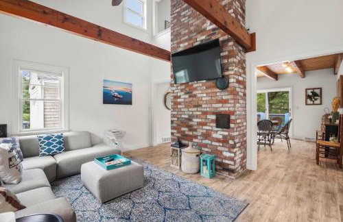 Pond Front Home w Game Room Dog Friendly - Foto 7