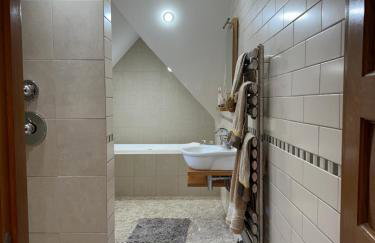 Turnhams Gill located near high street - Foto 15