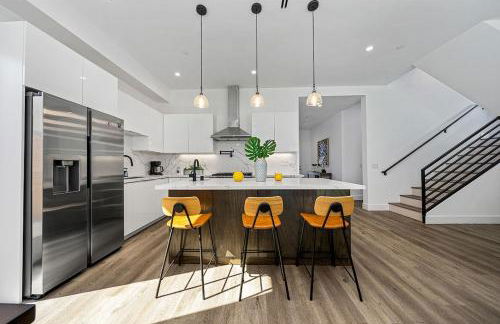 5BR Gorgeous Melrose Villa with Parking - Foto 8