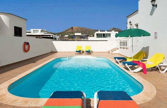 Villa Diama With 3 Bedrooms and 2 Bathrooms - Photo 4