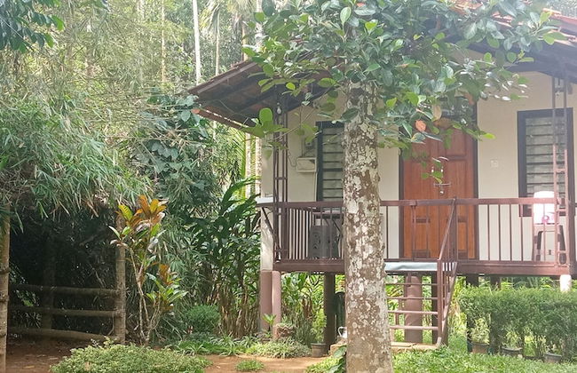 Family Villa is a hut Style Accommodation - Foto 5