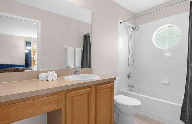 Large Spacious Home w Private Pool Hot Tub - Foto 33