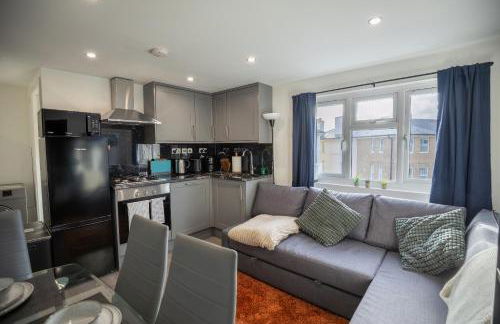 Cozy 2 Bed Flat in Town Centre - Foto 2