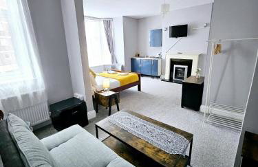 A-N-G Apartments - Parking EV 22kW by the Beach, Canoe Lake & South Parade Pier - Foto 7