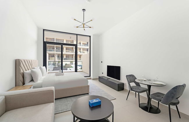 Modern Studio in Al Furjan With Pool gym and Game - Foto 1