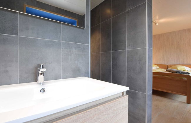 Serene Garden Retreat - Photo 21