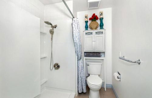 Sanctuary-5BR Home for Extended Stays & Family Comfort - Foto 30