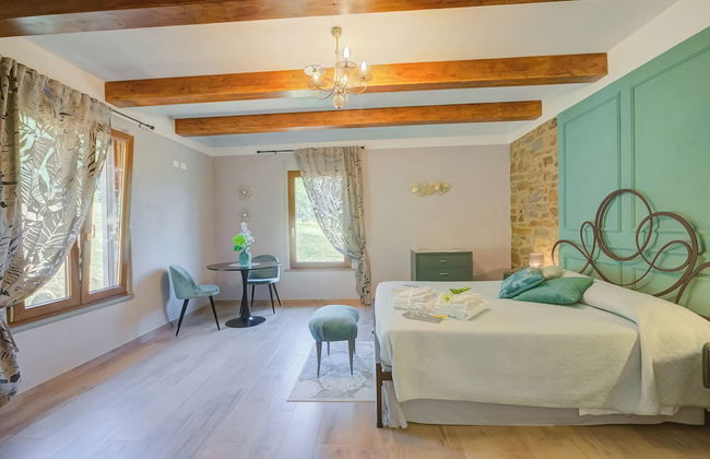 Relaxing Margherita Home Private Garden - Photo 13