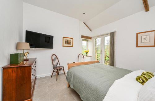 Cosy Rural Barn with Private Garden & Forest - The Cart Barn - Foto 26