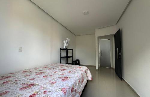 Casa Aconchegante em bairro residencial - Foto 8