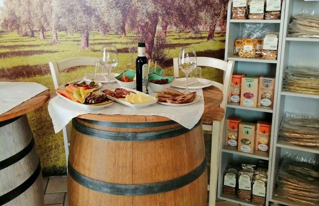 Dégustation de produits locaux à Polignano a Mare - Photo 4