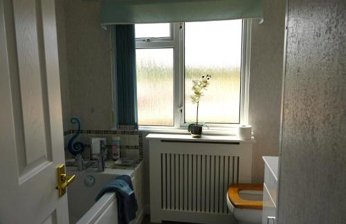 Lakeland Lodge with private Hot Tub and fishing - Foto 3